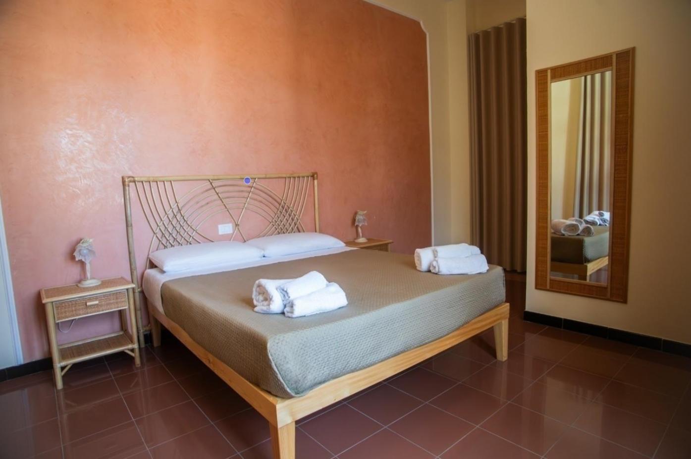 Hotel Della Piazza Pizzo (Calabria) Exterior foto